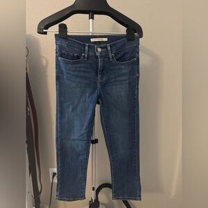 Levi’s Shaping Skinny Capri Jeans